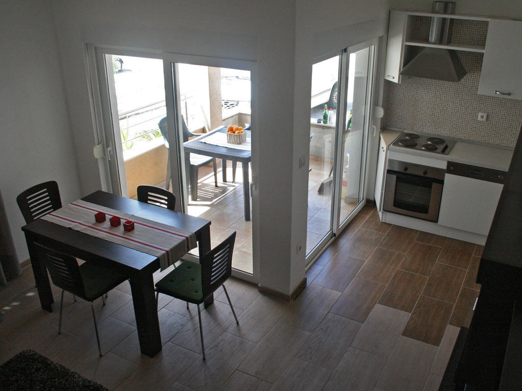 Apartments Kristina Milna  Room photo